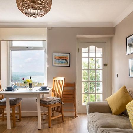 Vila Windy Ridge Terrace With Beautiful Sea Views, North Wales Coast Old Colwyn Exteriér fotografie