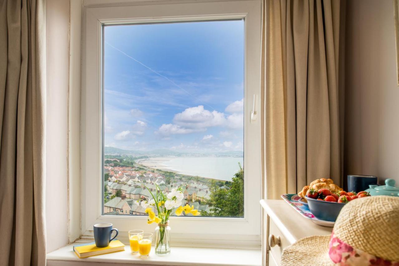 Vila Windy Ridge Terrace With Beautiful Sea Views, North Wales Coast Old Colwyn Exteriér fotografie