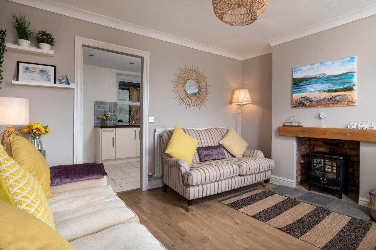 Vila Windy Ridge Terrace With Beautiful Sea Views, North Wales Coast Old Colwyn Exteriér fotografie